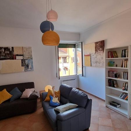 Casa Vacanze Garbatella Appartement Rome Buitenkant foto